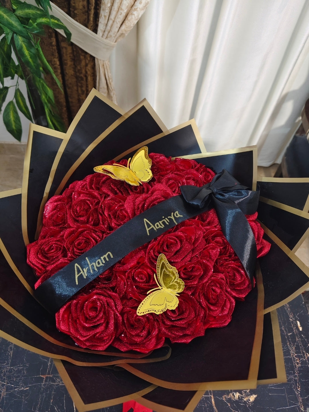 24 Roses Ribbon Bouquet With Glitter