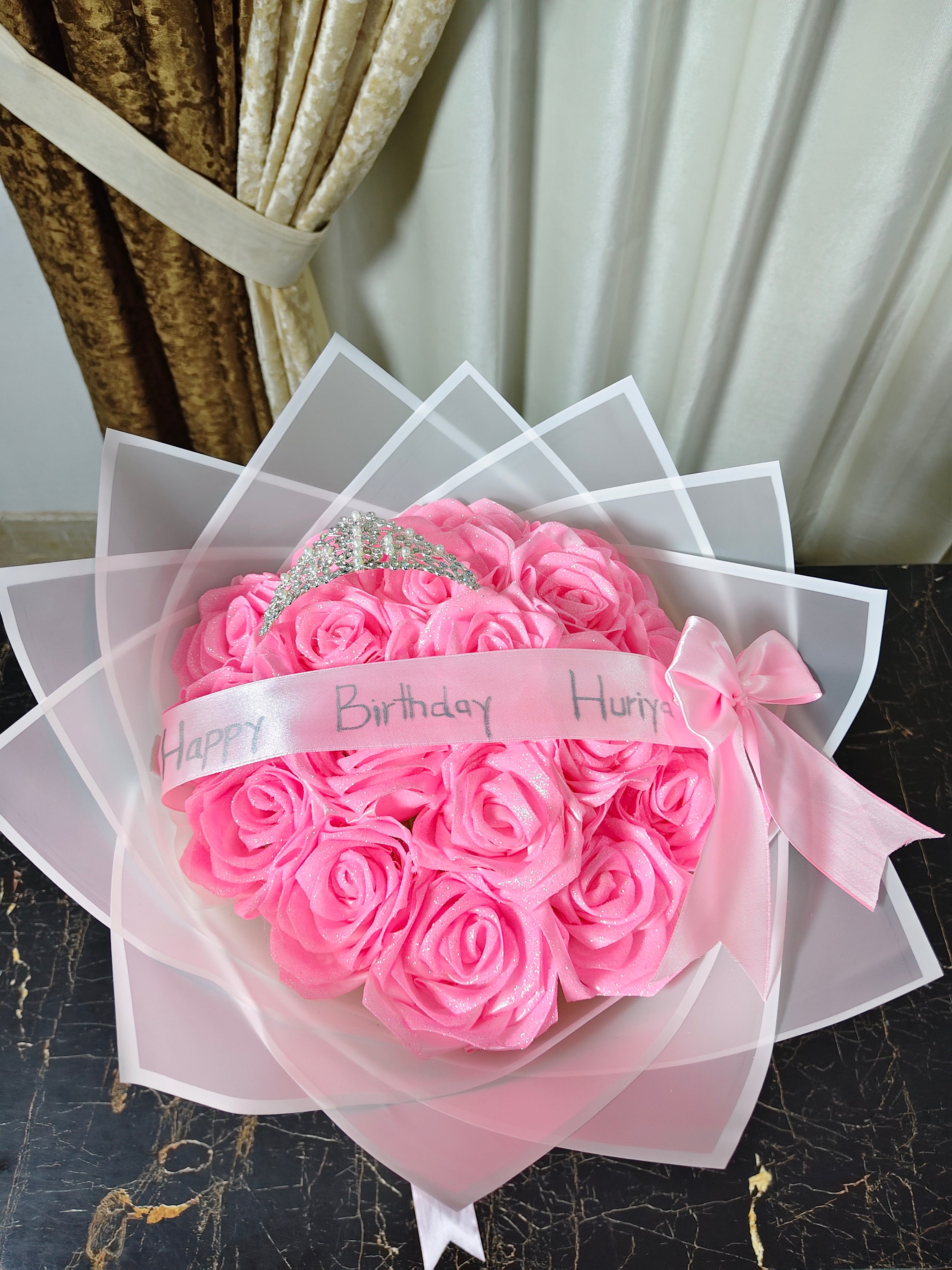 18 Roses Ribbon Bouquet With Glitter